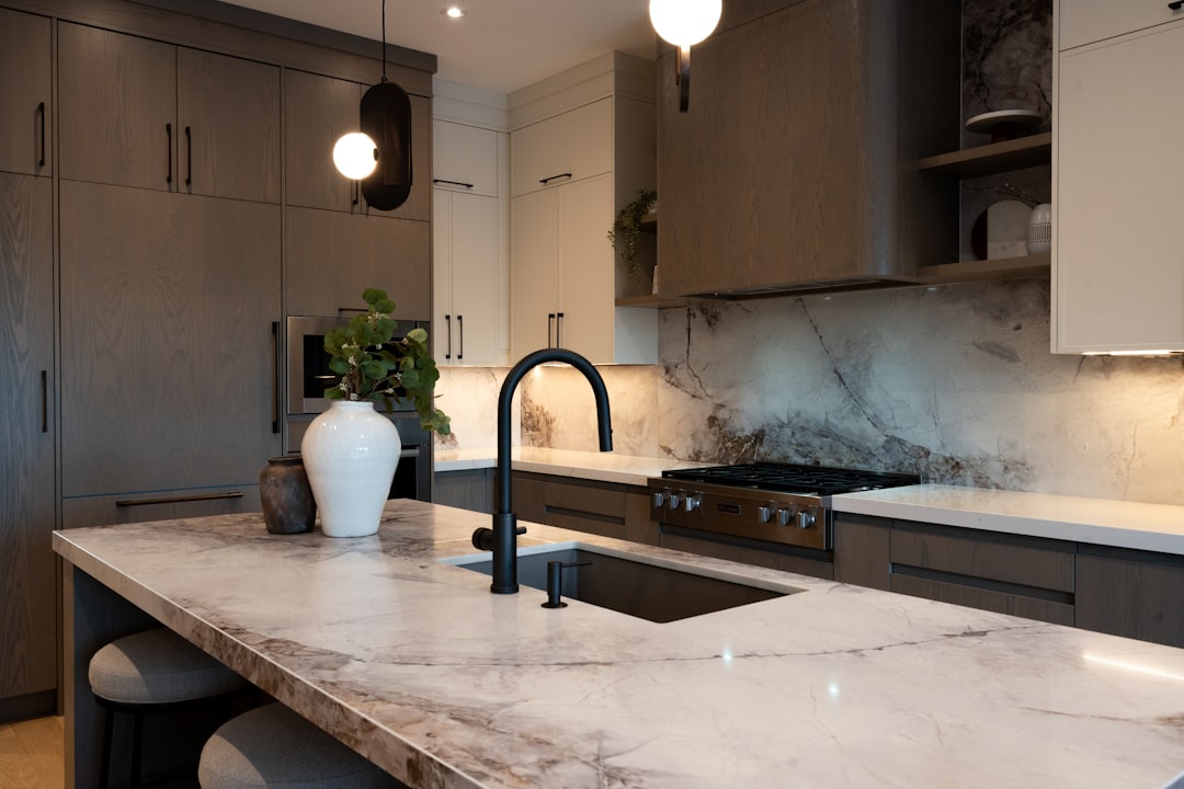 New countertops in a Lakewood, CA kitchen